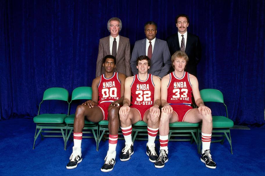 Da sinistra: Robert Parish, Kevin McHale e Larry Bird nell&#39;All Star Game  del 1986